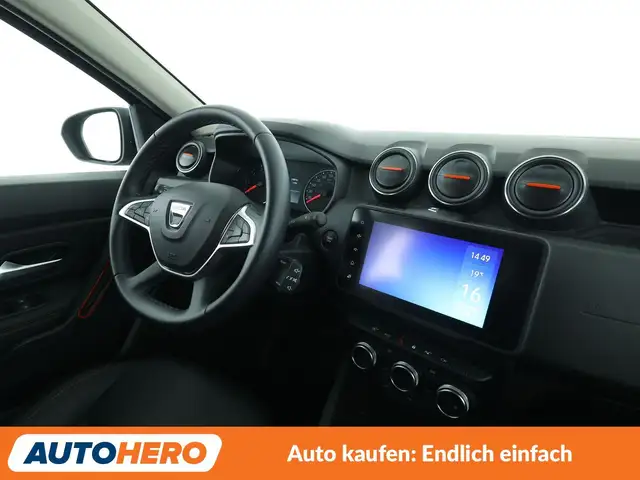 Dacia Duster view 13