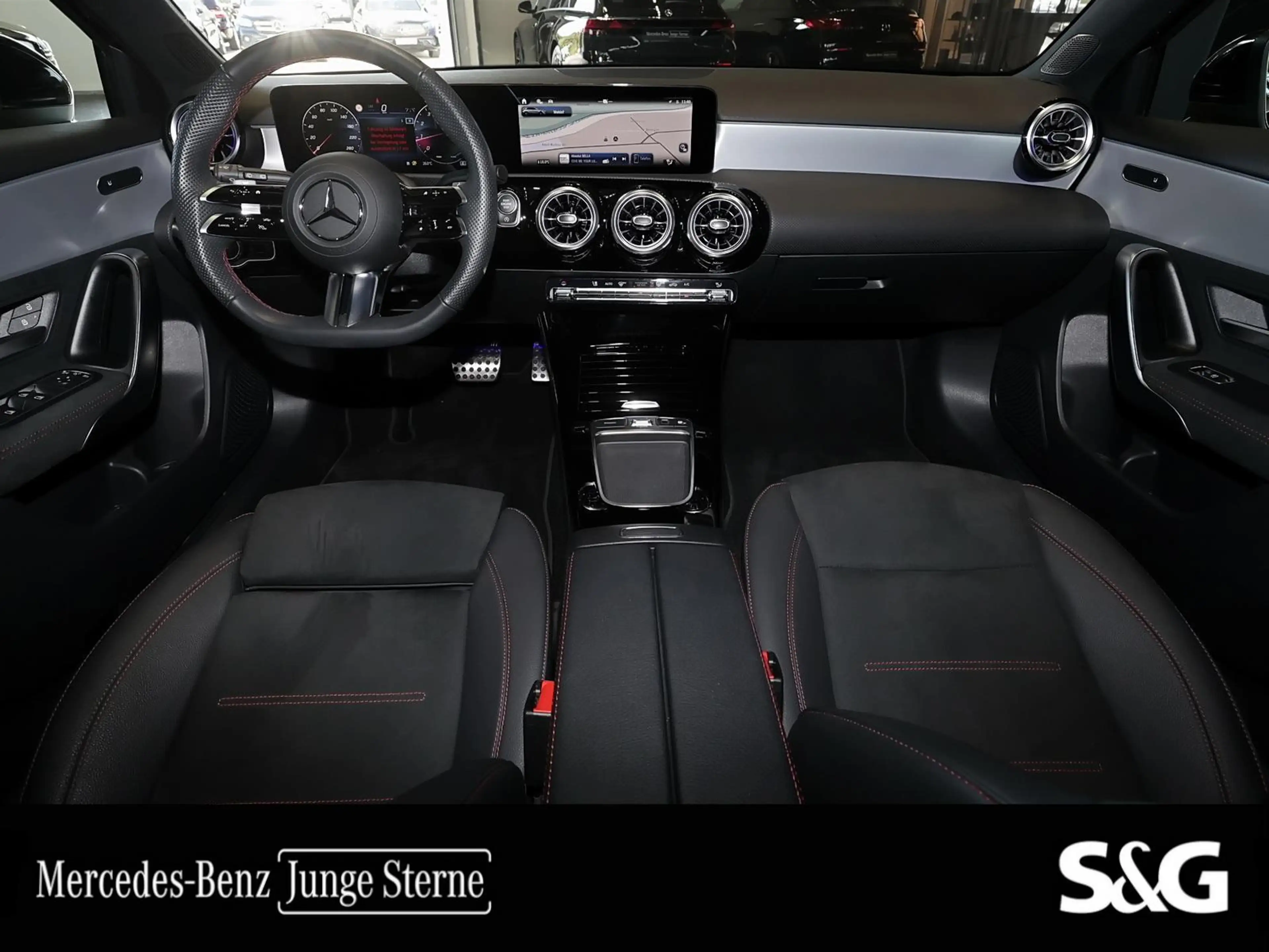 Mercedes-Benz A 200 AMG KAMERA+TOTWINKEL+LED+SPURHALTE+KEYLESS — photo 6