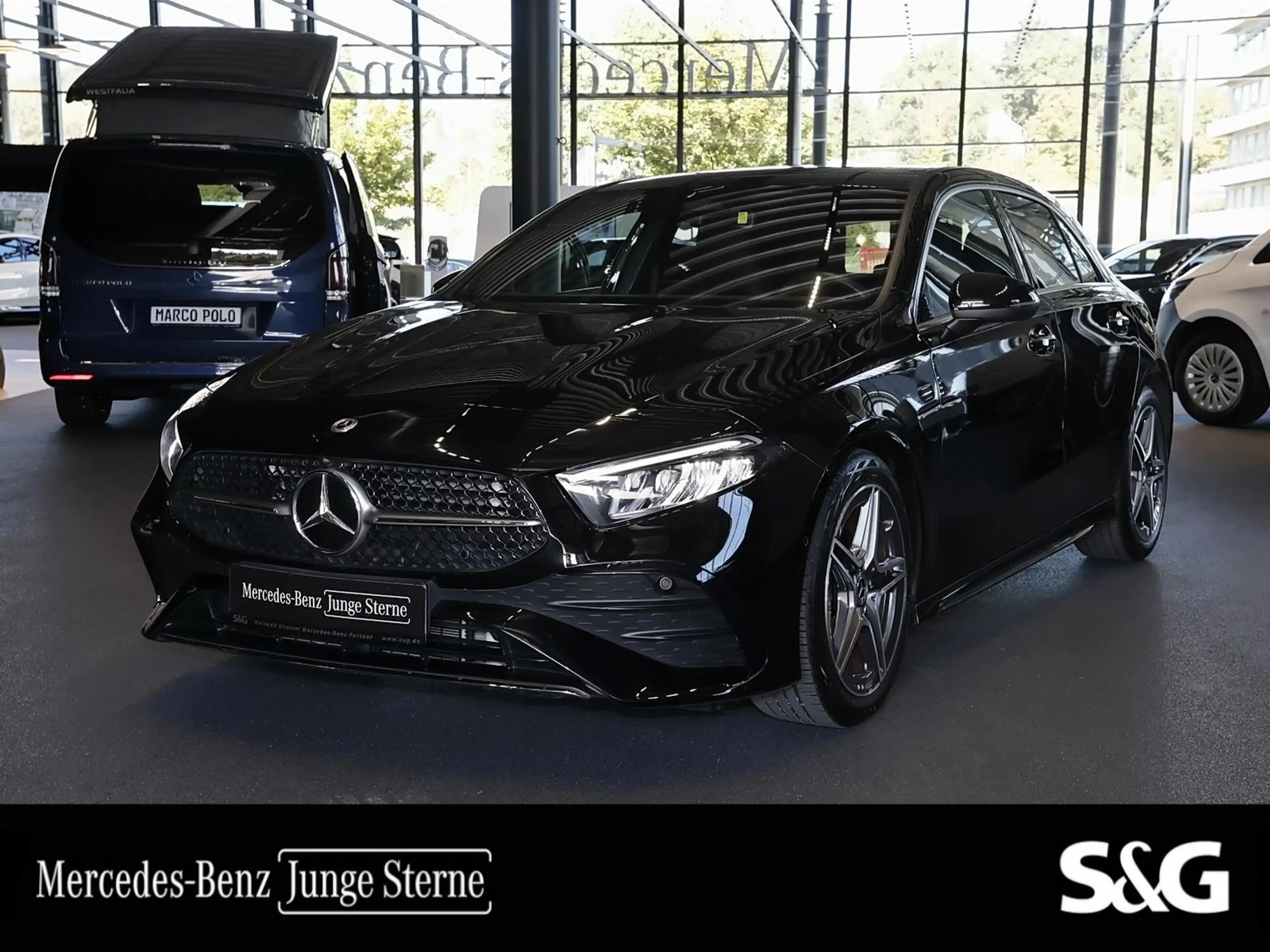 Mercedes-Benz A 200 AMG KAMERA+TOTWINKEL+LED+SPURHALTE+KEYLESS