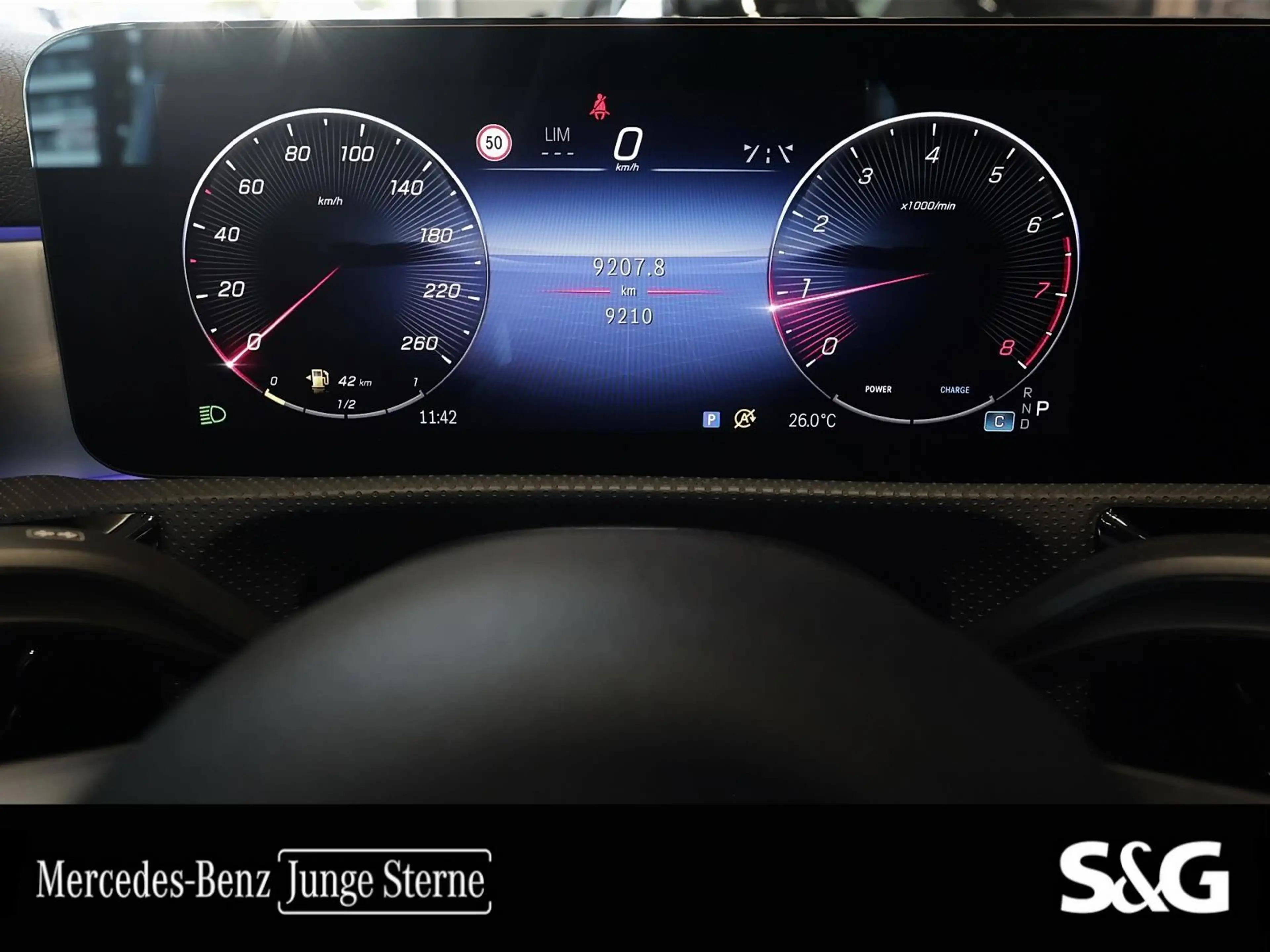 Mercedes-Benz A 200 AMG KAMERA+TOTWINKEL+LED+SPURHALTE+KEYLESS — photo 14