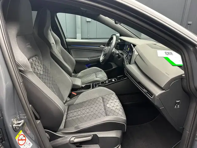 Volkswagen Golf view 10