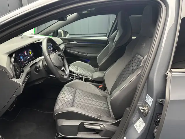 Volkswagen Golf view 14