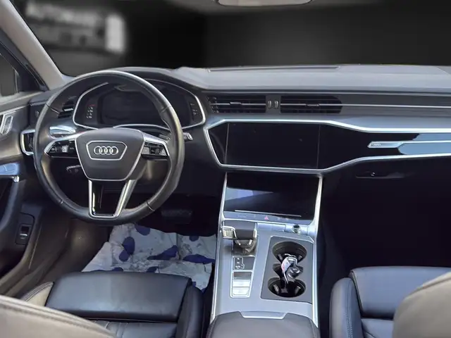 Audi A6 view 14