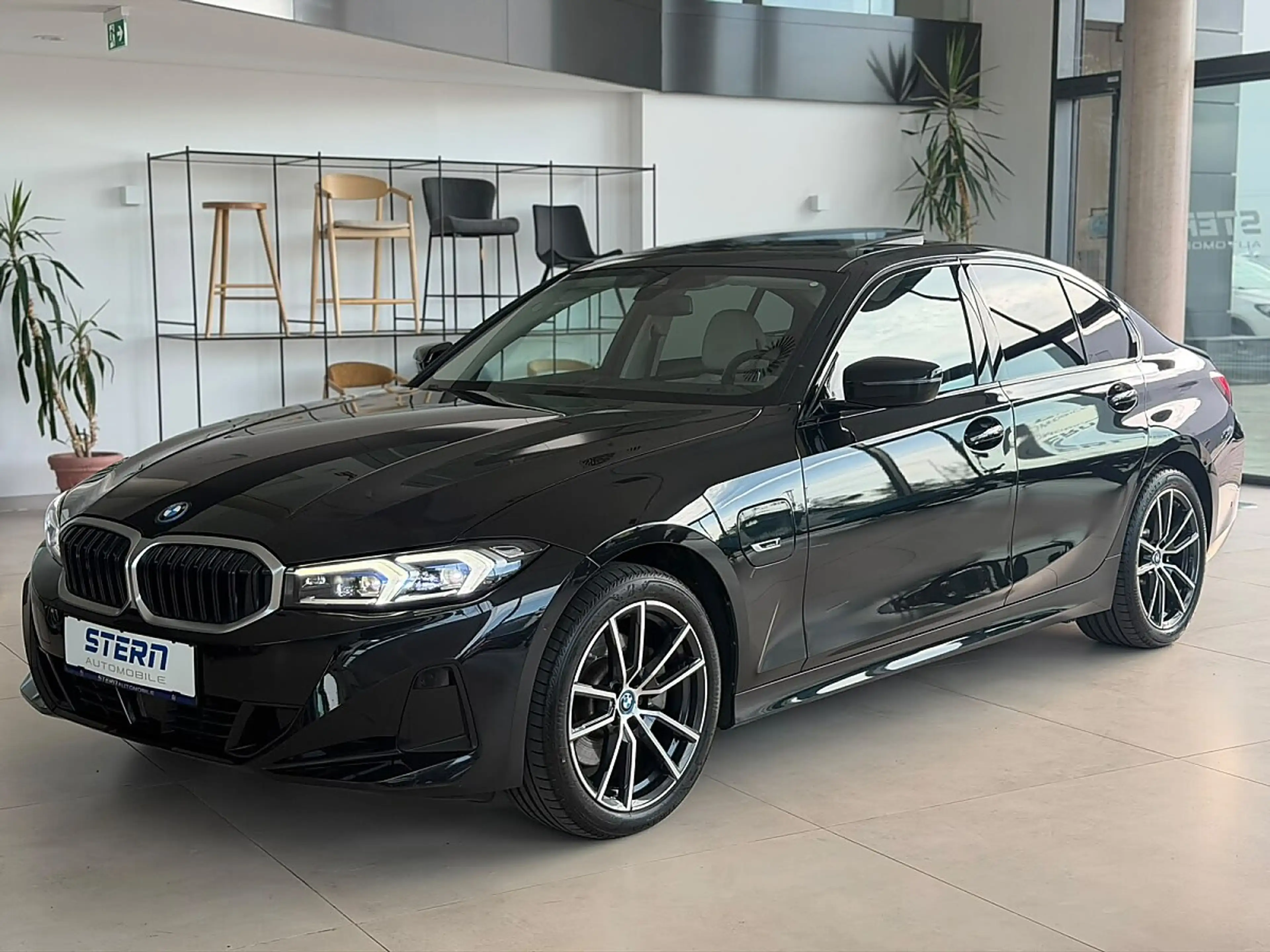 BMW 330 e xDrive (EURO 6d)(OPF)