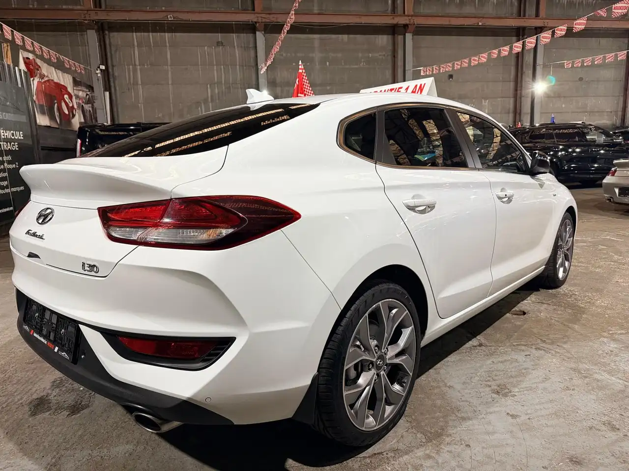 Hyundai i30 1.0 Fastback Hybride 48V GPS Caméra CarPlay Cockpit, миниатюра 5