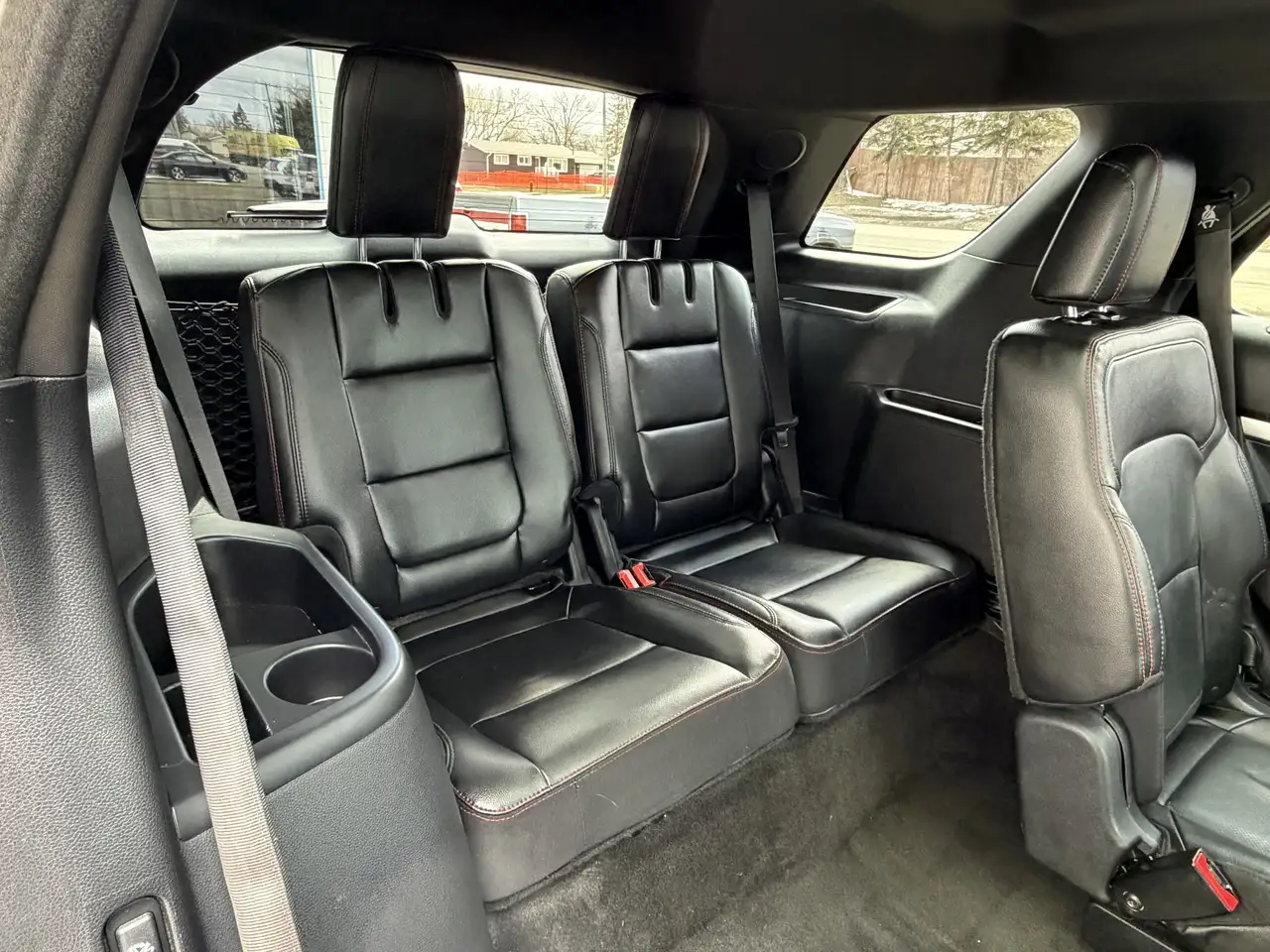 Ford Explorer photo Ford Explorer