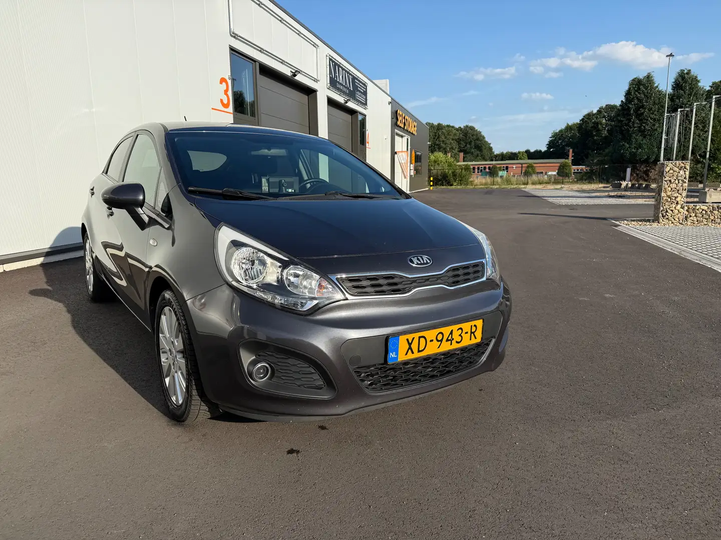 Kia Rio Rio 1.2 CVVT Super Pack Grijs - 2