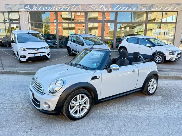 MINI Cooper D Cabrio Catena Distribuzione Rifatta