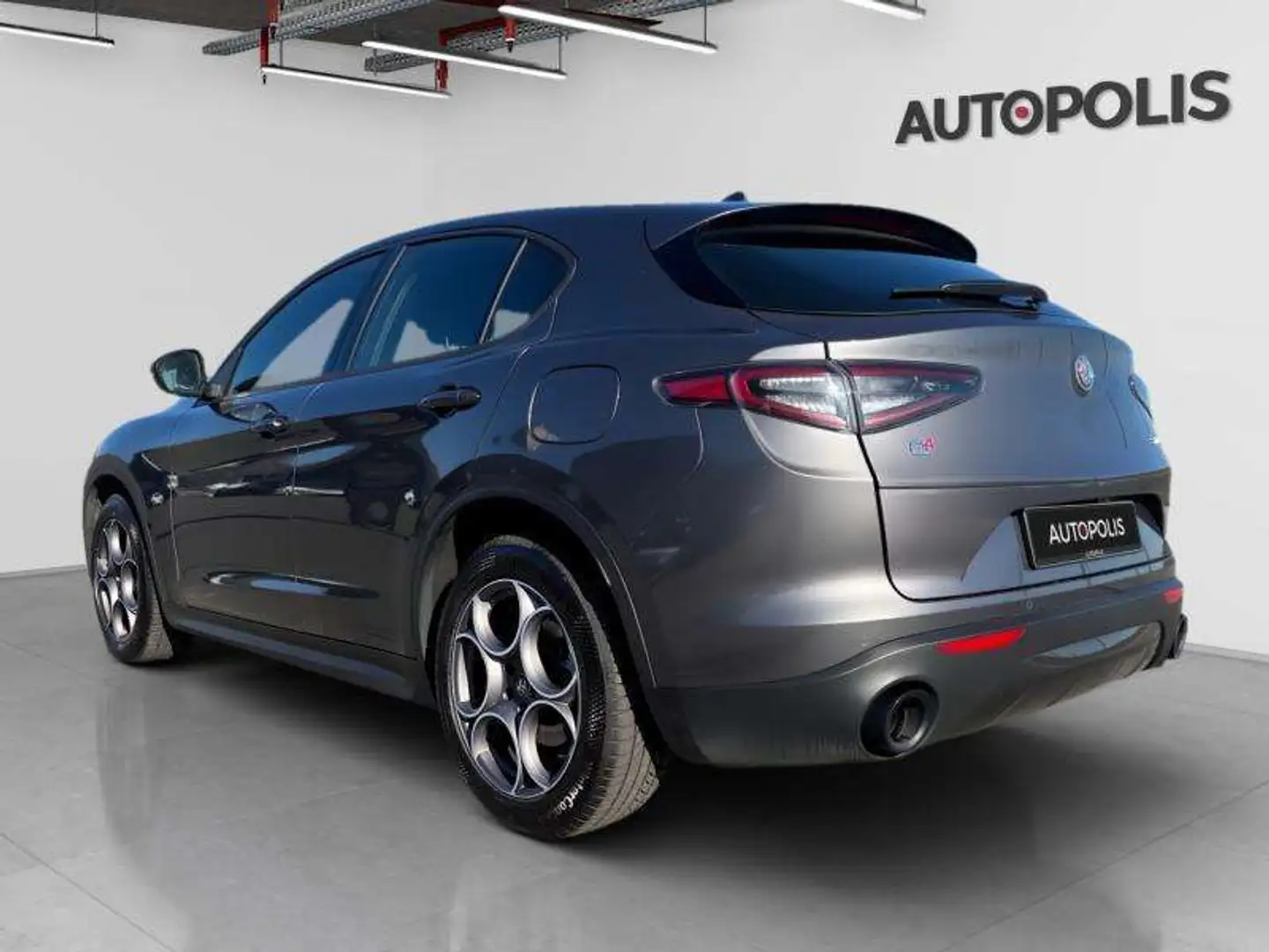 Alfa Romeo Stelvio SPRINT 2.0 ESSENCE 280HP  AWD Grijs - 2
