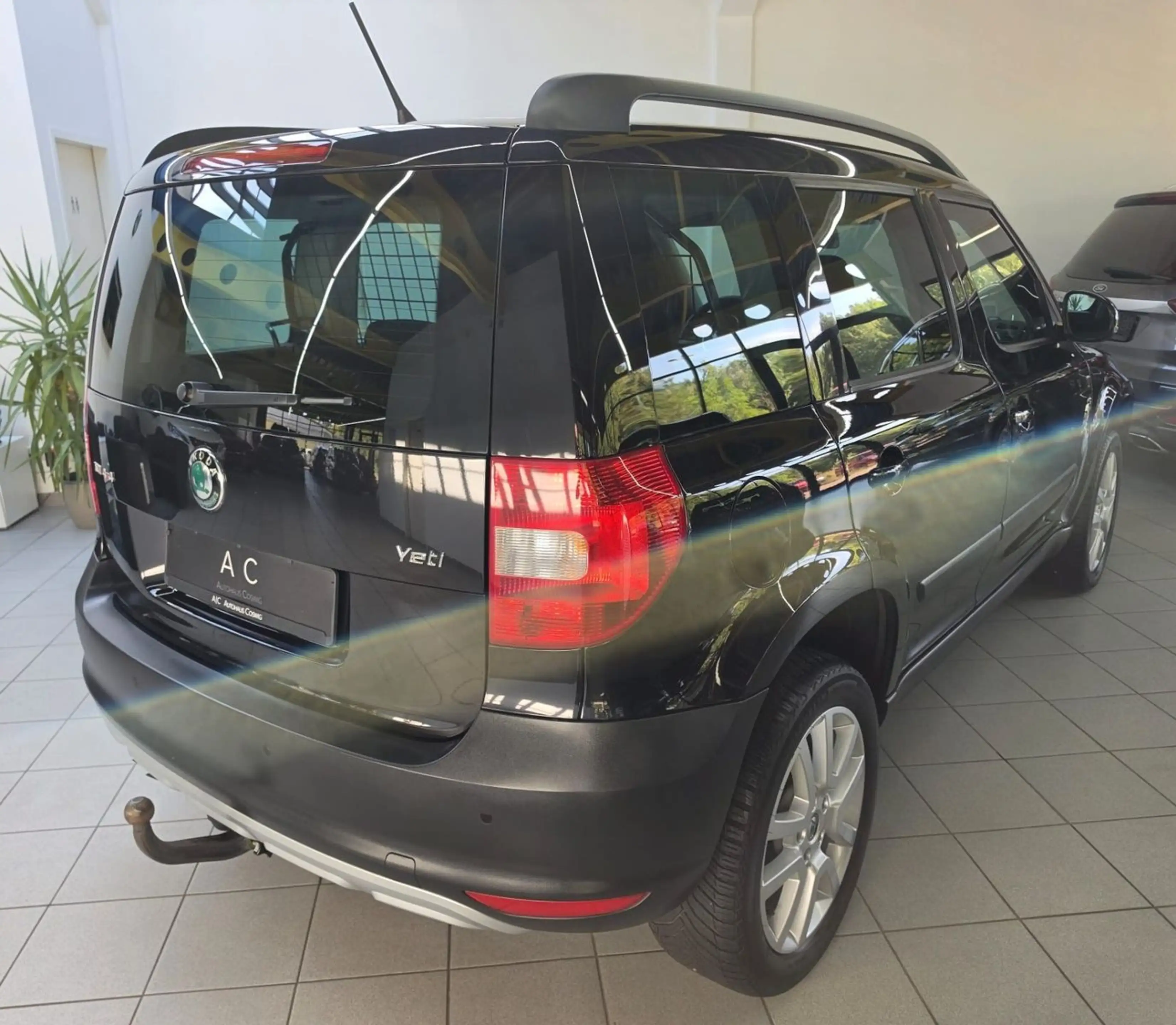 Skoda Yeti Ambition Plus Edition 4x4,Automatik,2.Hand — photo 4
