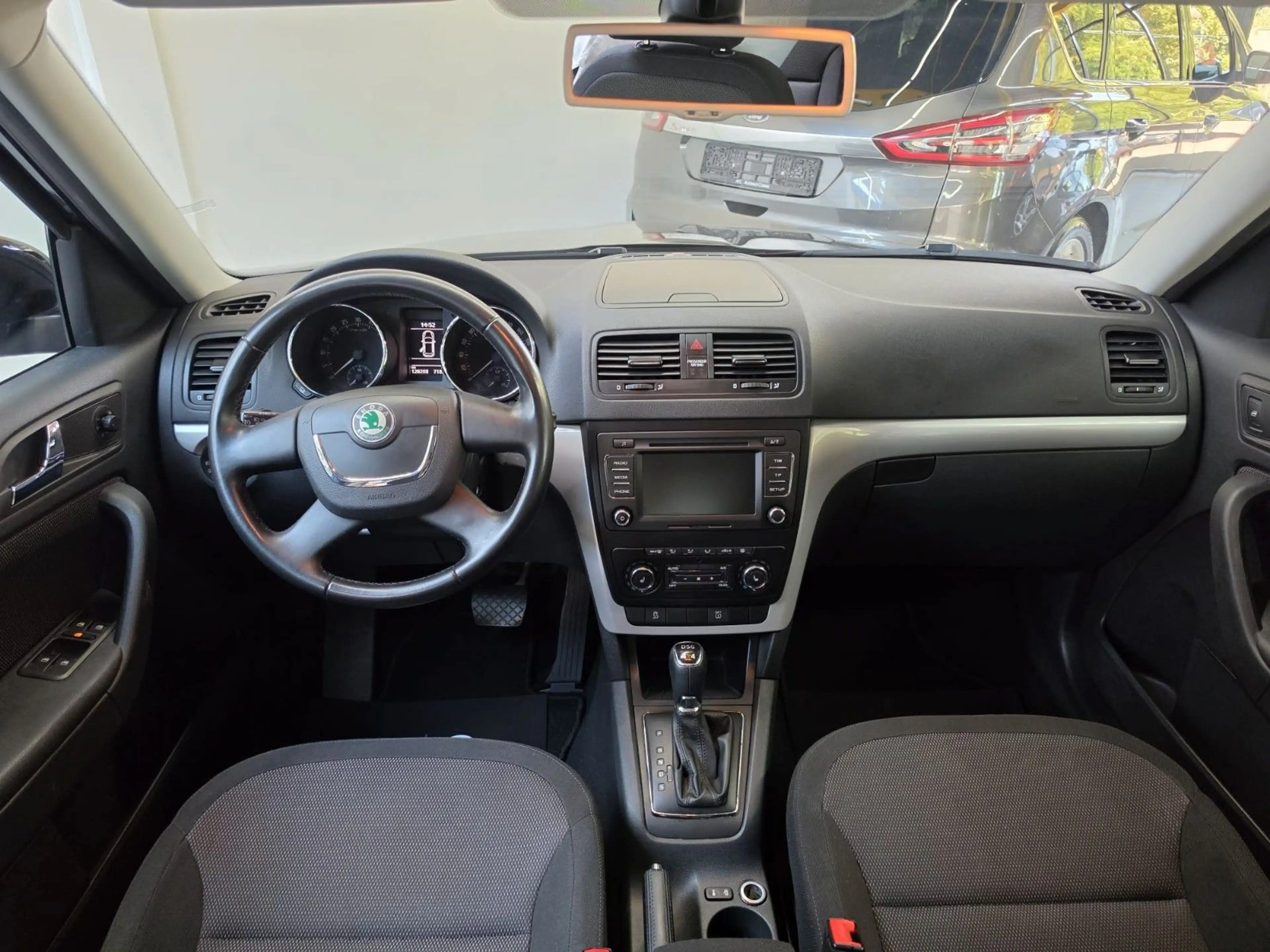 Skoda Yeti Ambition Plus Edition 4x4,Automatik,2.Hand — photo 14