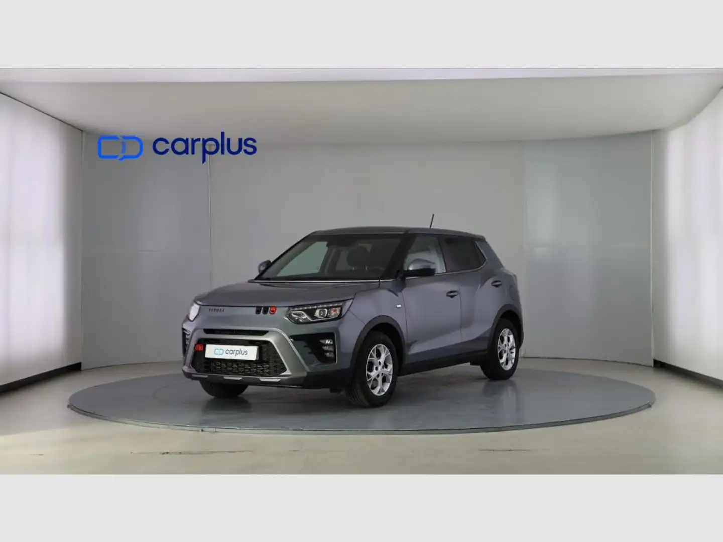 SsangYong Tivoli G15 Urban Plus 4x2 Aut. Blanco - 2