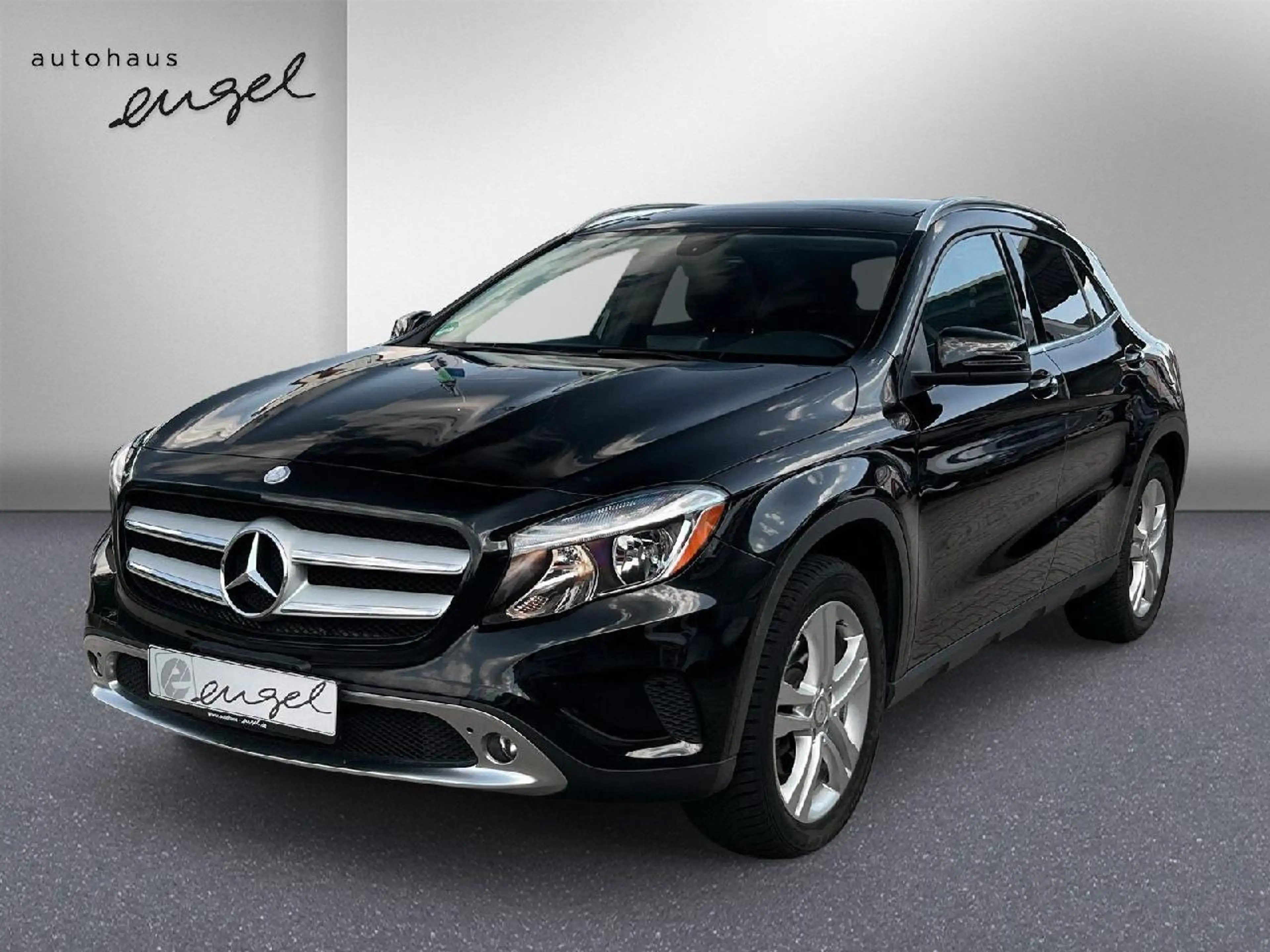 Mercedes-Benz GLA 250 GLA 250 4Matic,PANO,TEMPO,H&K,KAMERA,MEMORY,NAVI,