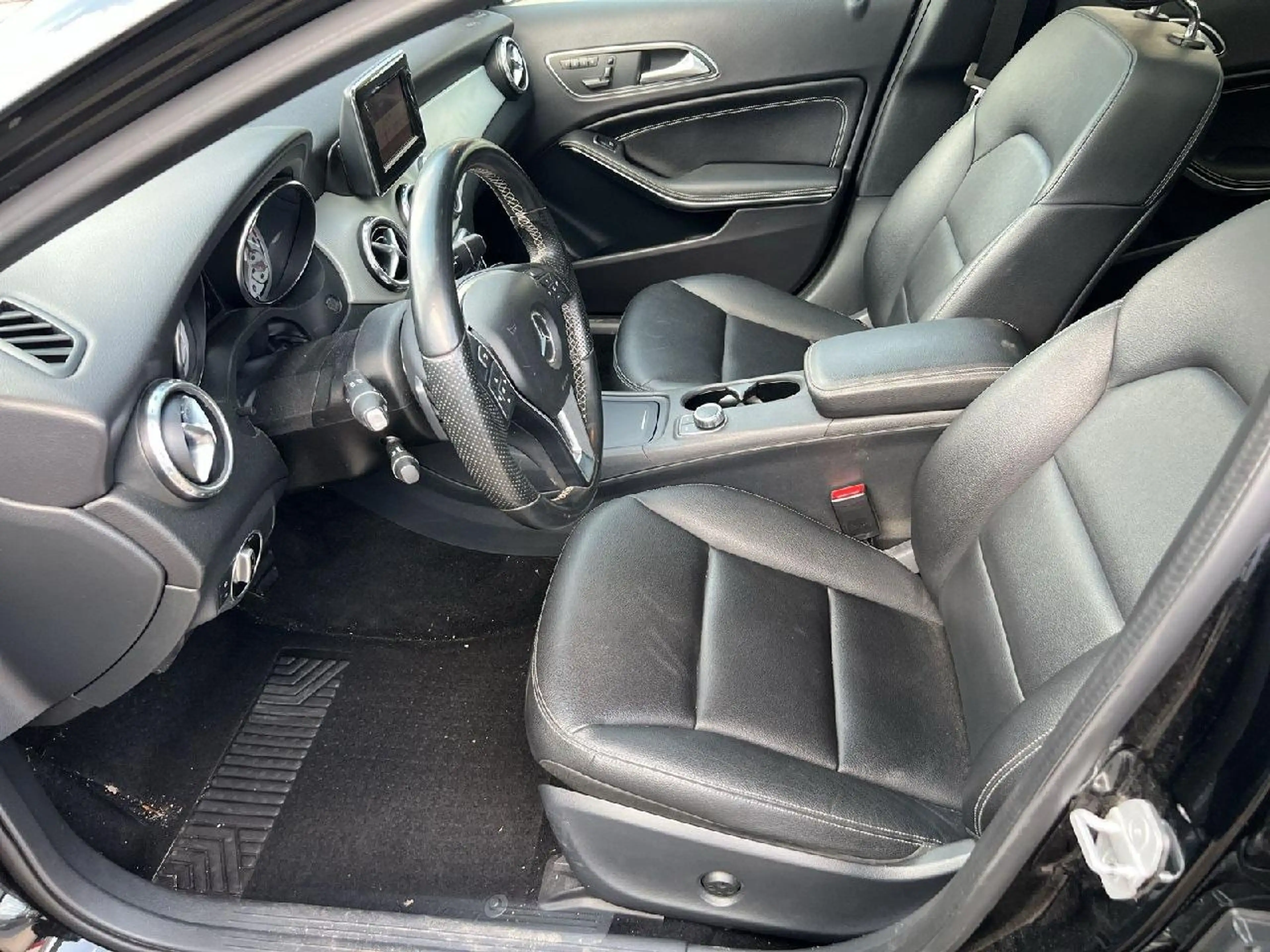 Mercedes-Benz GLA 250 GLA 250 4Matic,PANO,TEMPO,H&K,KAMERA,MEMORY,NAVI, — photo 8