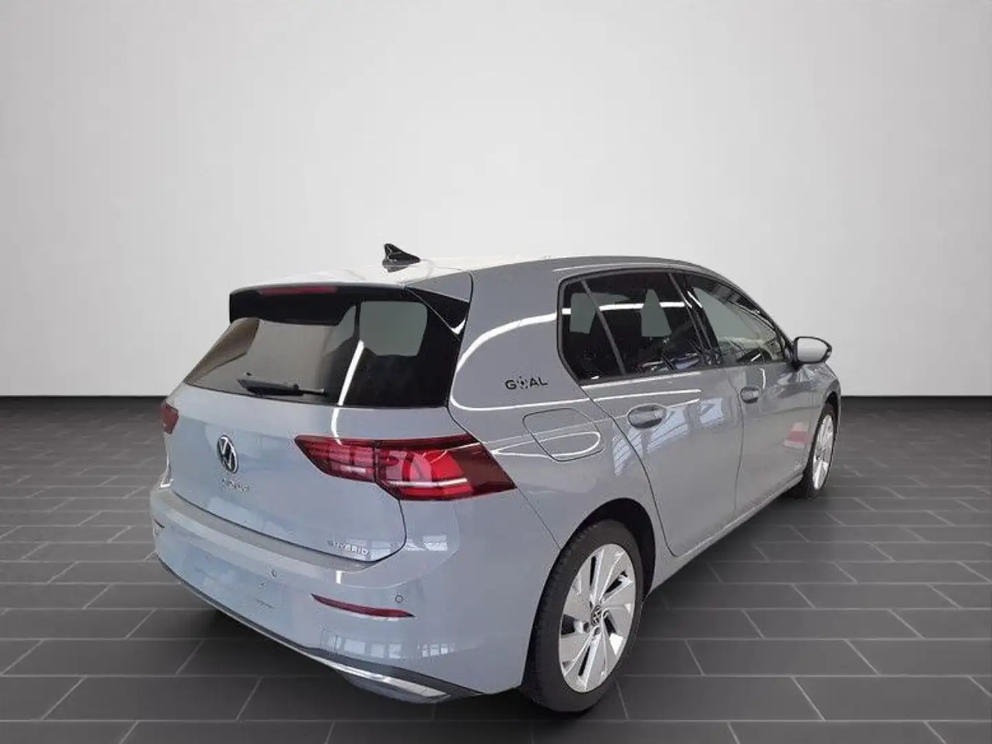 Volkswagen Golf VIII 1,5 eHybr. DSG GOAL, APP, Sitzh., Kame Grau - 2