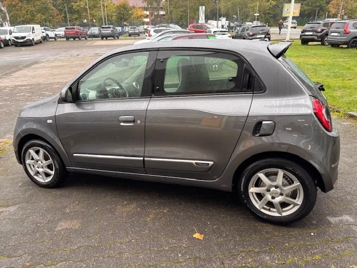 Renault Twingo III INTENS TCe 90 EDC Automatik Grau - 2