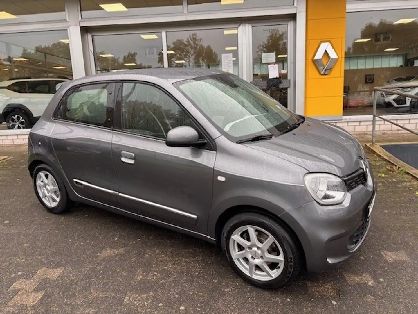 Renault Twingo III INTENS TCe 90 EDC Automatik Grau - 1