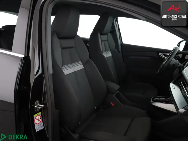 Audi Q4 E-Tron view 11