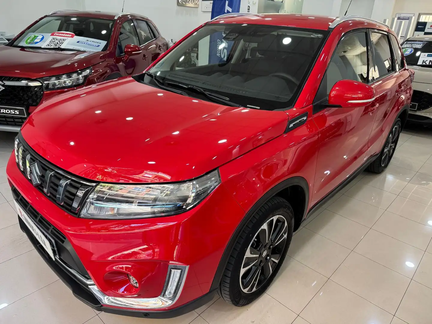 Suzuki Vitara 1.5L GLX Strong Hybrid 4WD - 1