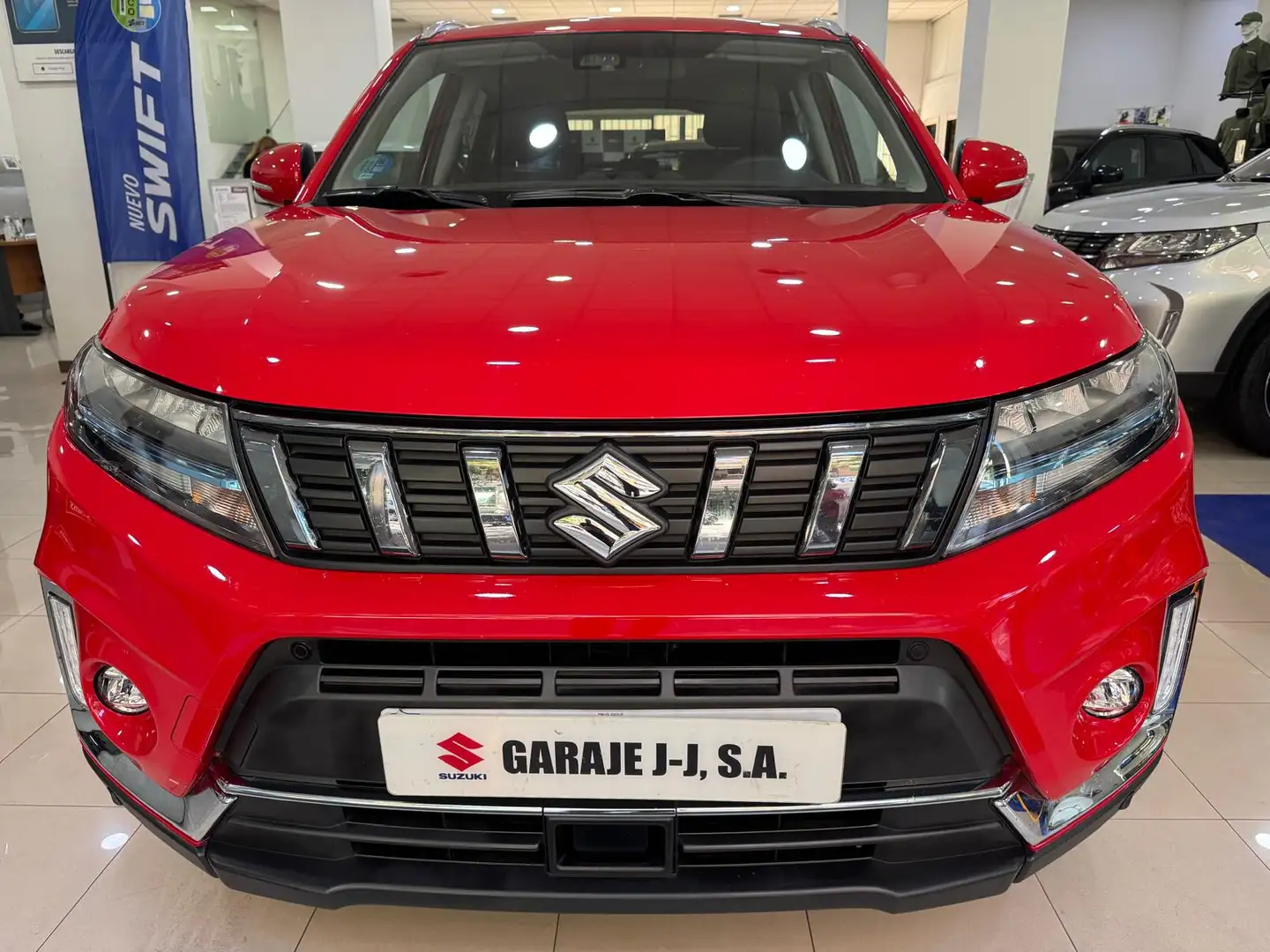 Suzuki Vitara 1.5L GLX Strong Hybrid 4WD - 2