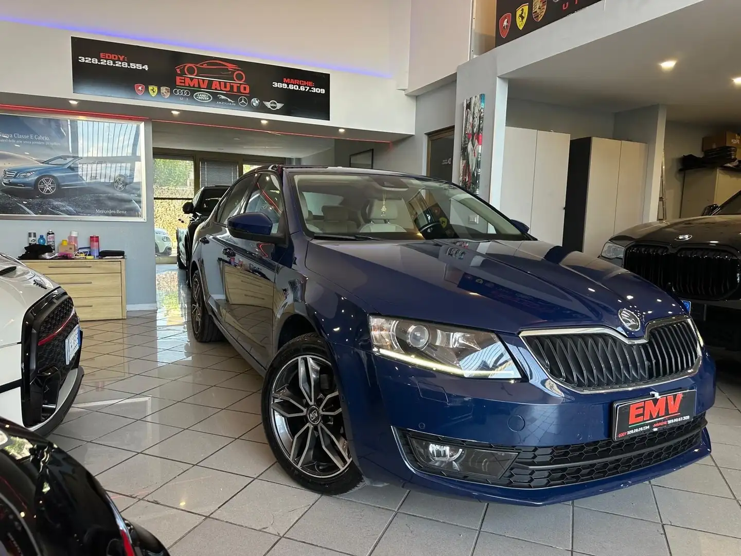 Skoda Octavia Octavia 2.0 TDI CR Executive Blau - 1