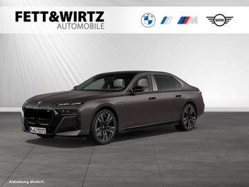 M760e xDrive *FrozenDeepGrey*|TV-FondEntertainment