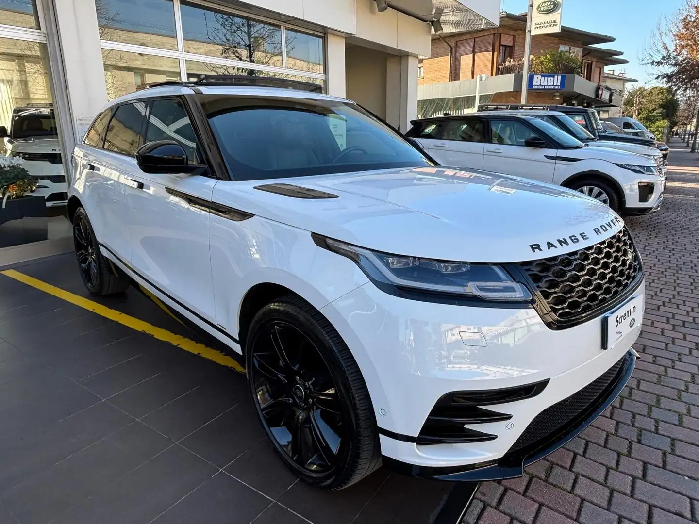 Land Rover Range Rover Velar Range Rover Velar 2.0d i4 mhev R-DynamicSE 204CV White - 1