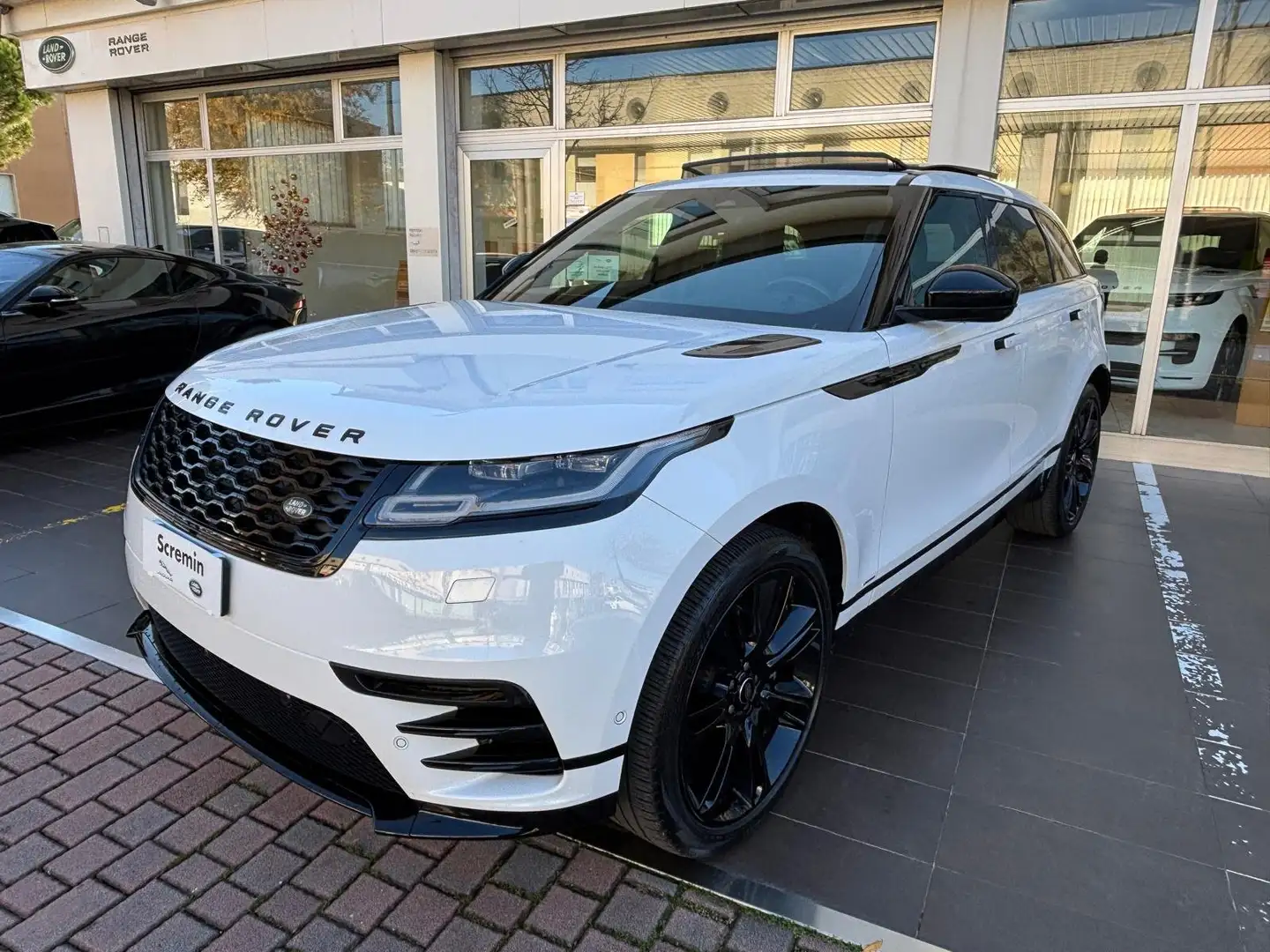 Land Rover Range Rover Velar Range Rover Velar 2.0d i4 mhev R-DynamicSE 204CV White - 2
