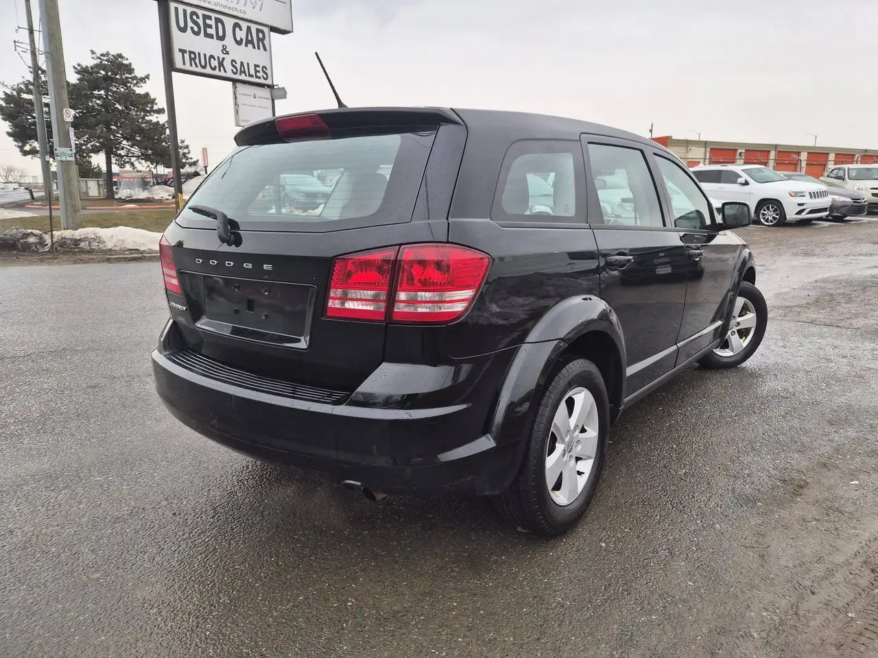 Dodge Journey снимка Dodge Journey