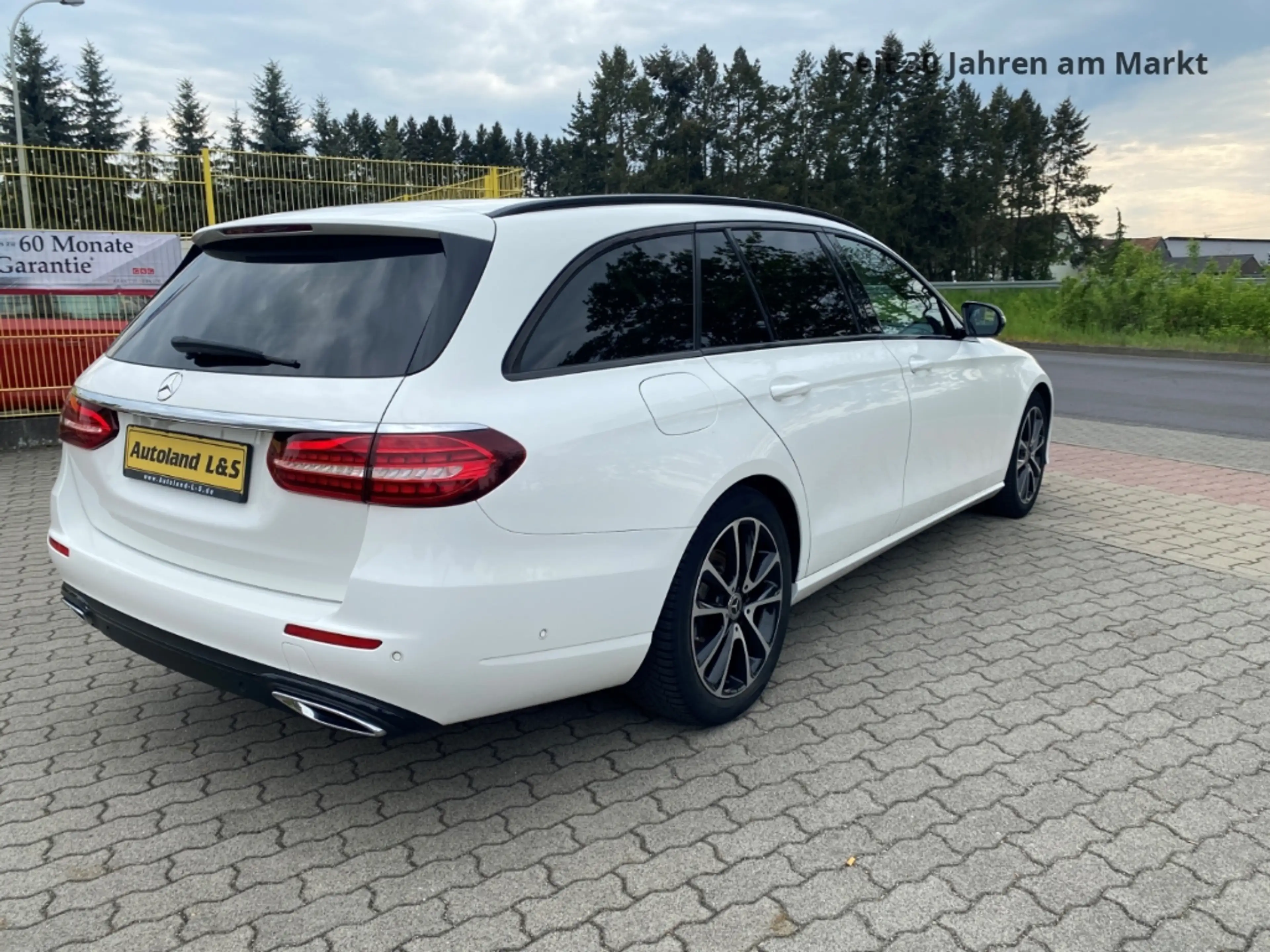 Mercedes-Benz E 200 D T-Modell,AVANTGARDE,LED,SH,PDC,Kamera,Alus,Navi, — photo 3