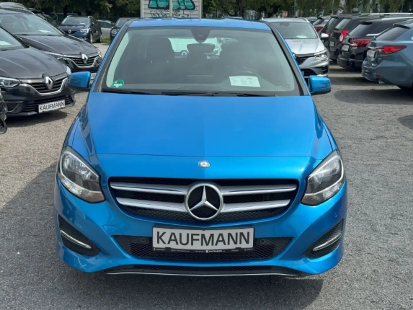 Mercedes-Benz B 180 d Automatik Blau - 2