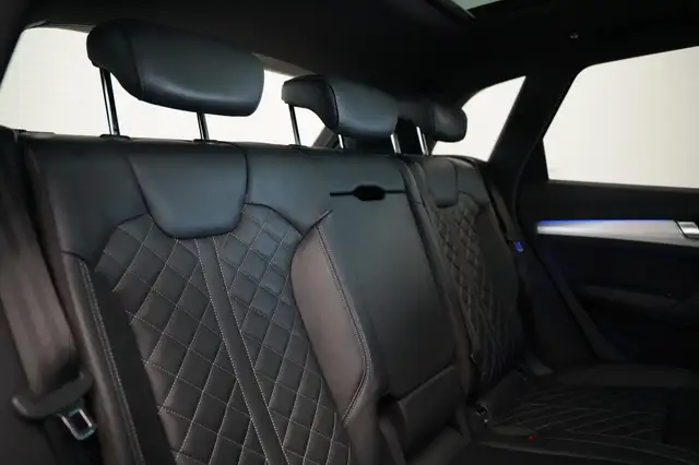 Audi Q5 view 29