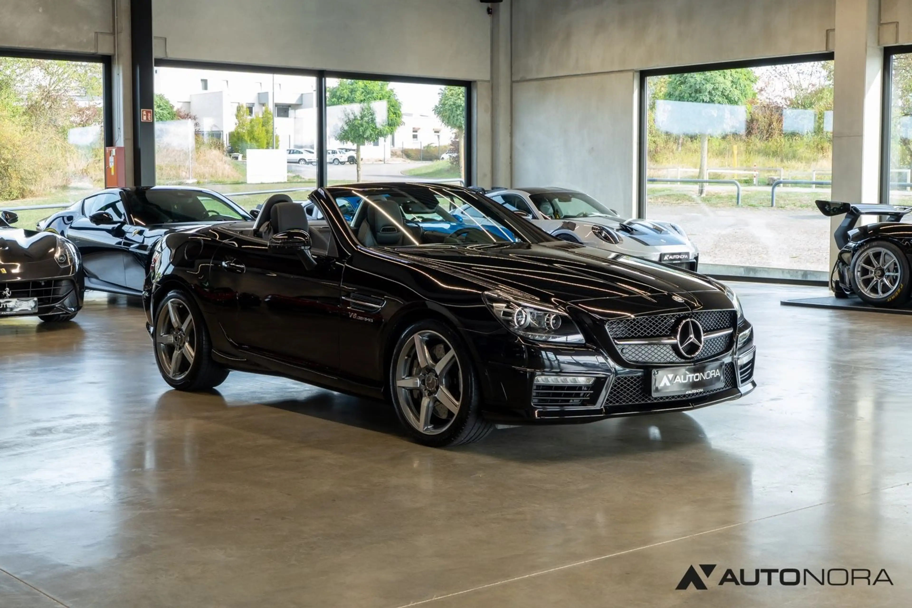 Mercedes-Benz SLK 55 AMG Handling & Driver's Package ILS — photo 3