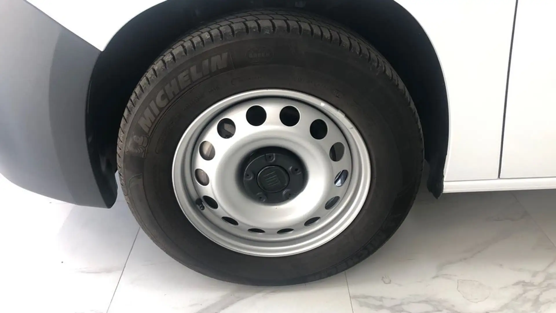 Fiat Doblo BEV 50KWH L1 136 4P Wit - 1