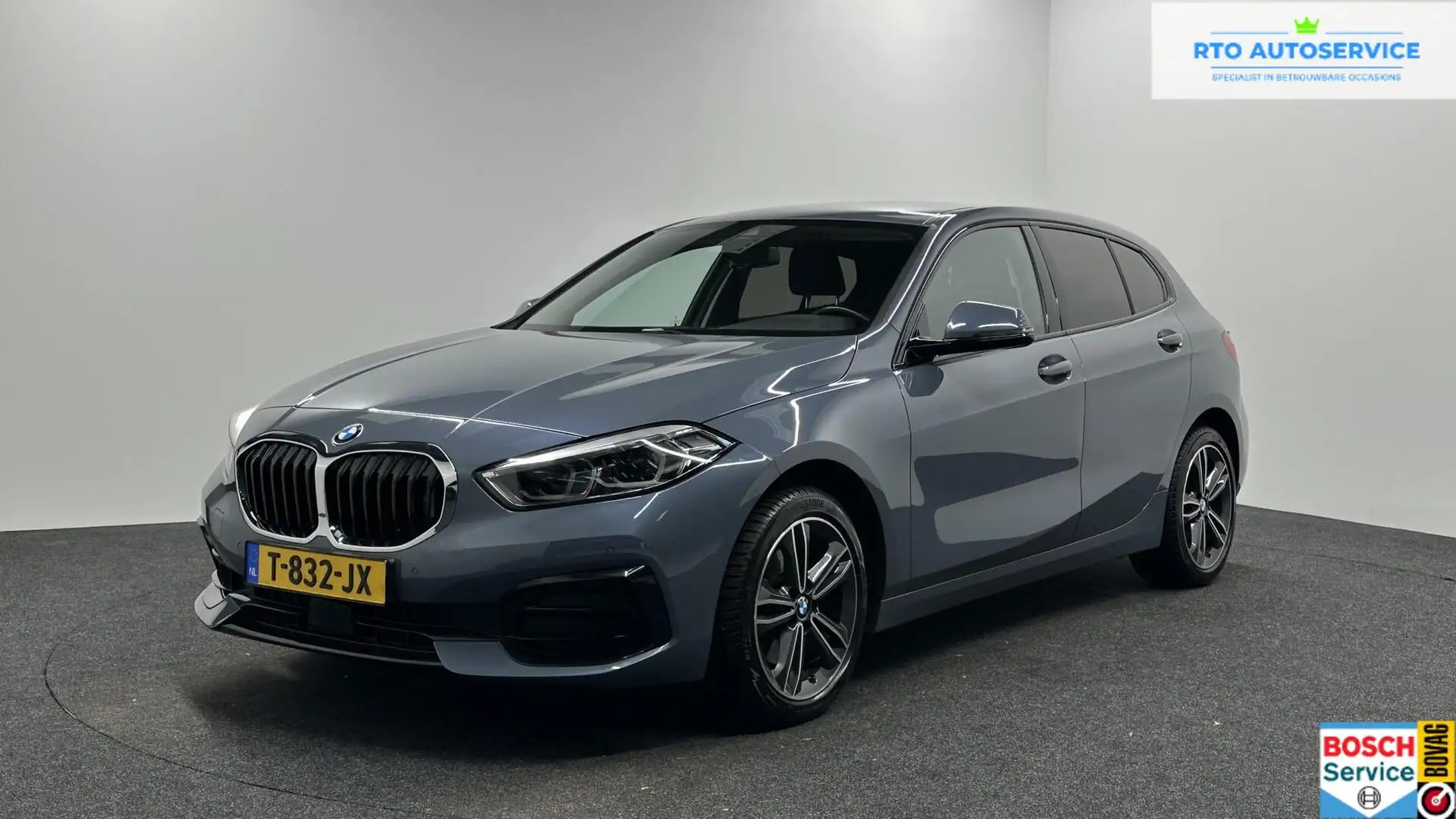 BMW 118 1-serie 118i Introduction Edition CARPLAY CRUISE L Grau - 1