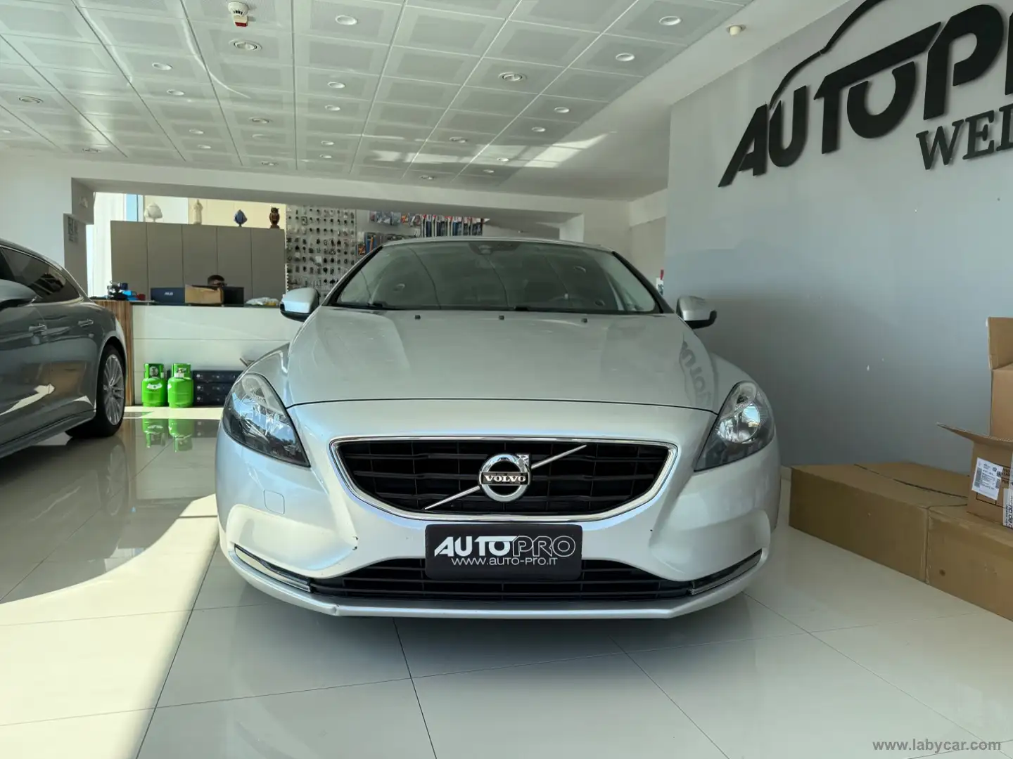 Volvo V40 D2 Business Grigio - 1