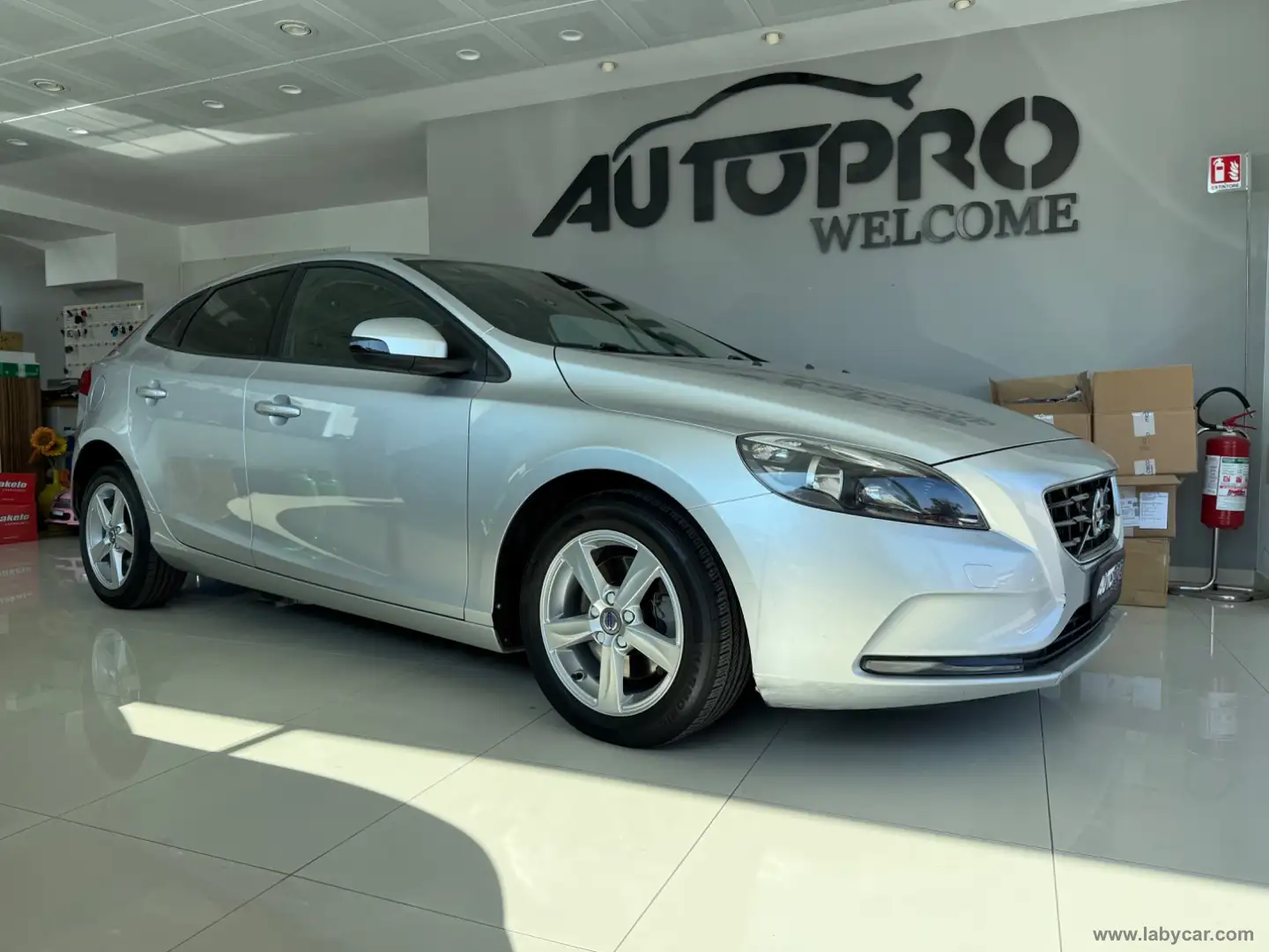 Volvo V40 D2 Business Grigio - 2
