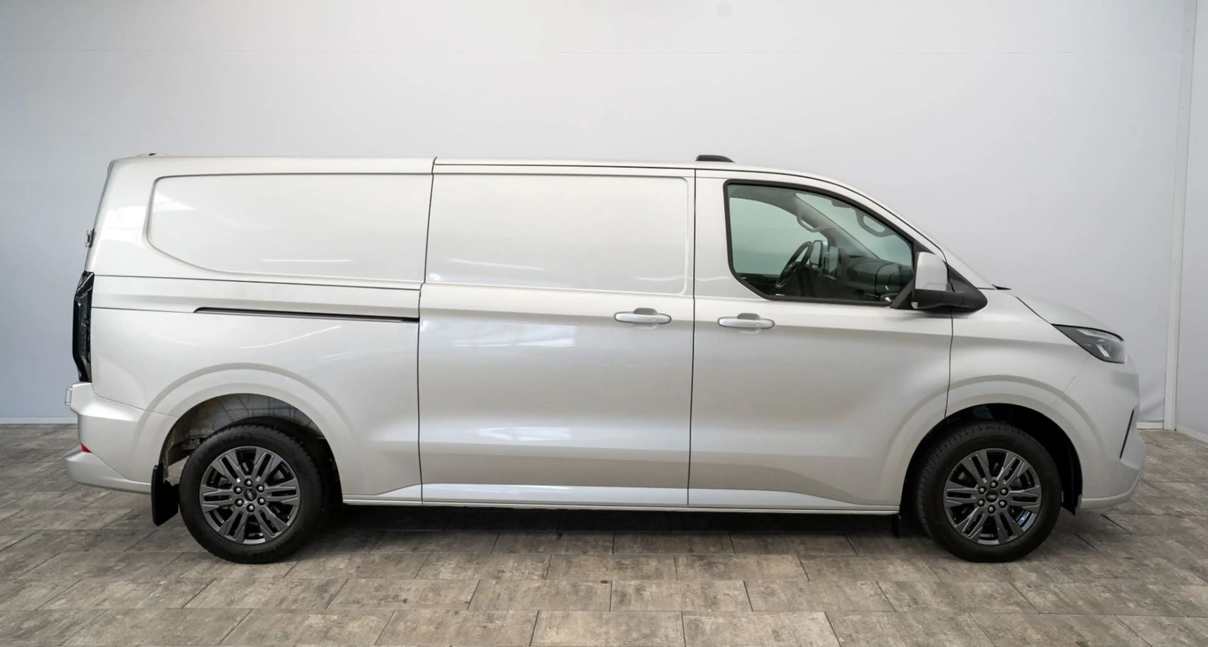Ford Transit Custom 320 L2 Limited °GARANTIE 03.2030° — photo 5