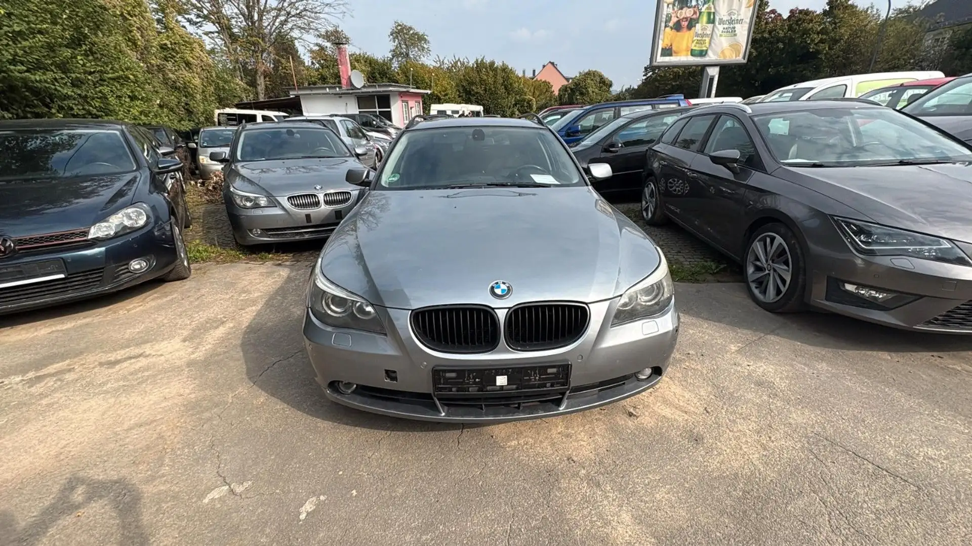 BMW 525 Baureihe 5 Touring 525i xDrive Gris - 2