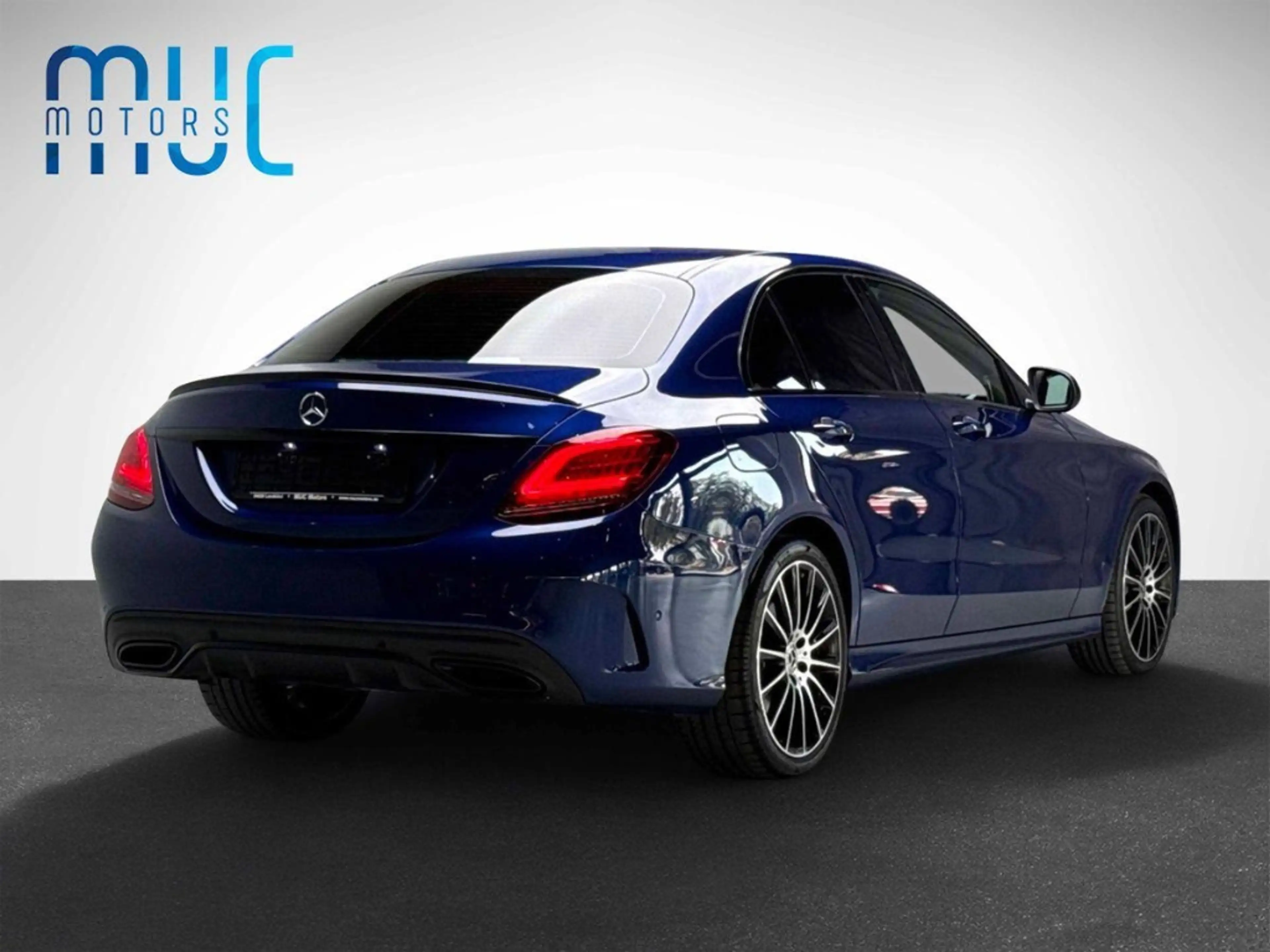 Mercedes-Benz C 300 d 4Matic AMG Pano Ambiente MultiBeam MULTIBEAM — photo 4