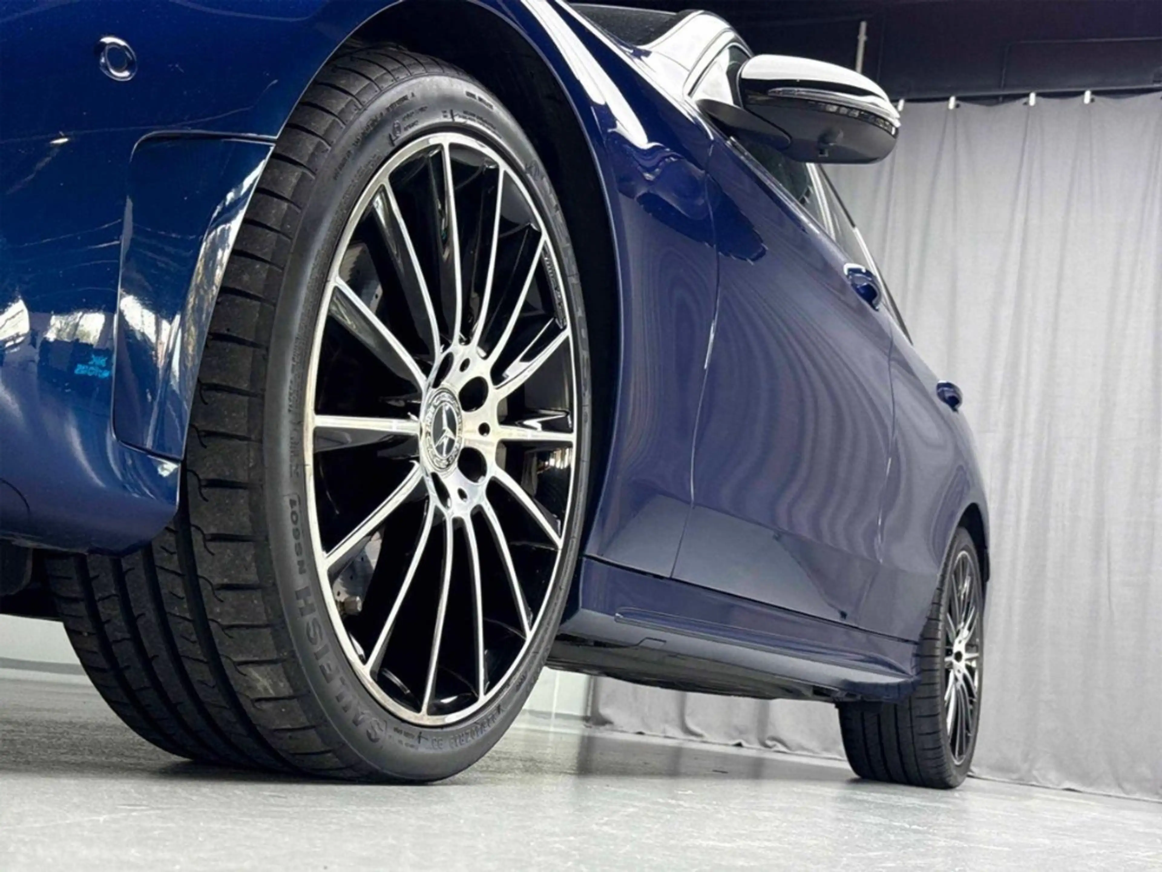 Mercedes-Benz C 300 d 4Matic AMG Pano Ambiente MultiBeam MULTIBEAM — photo 10