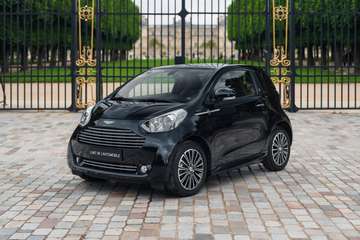 1.3 Launch Black Edition - very rare, low mileage