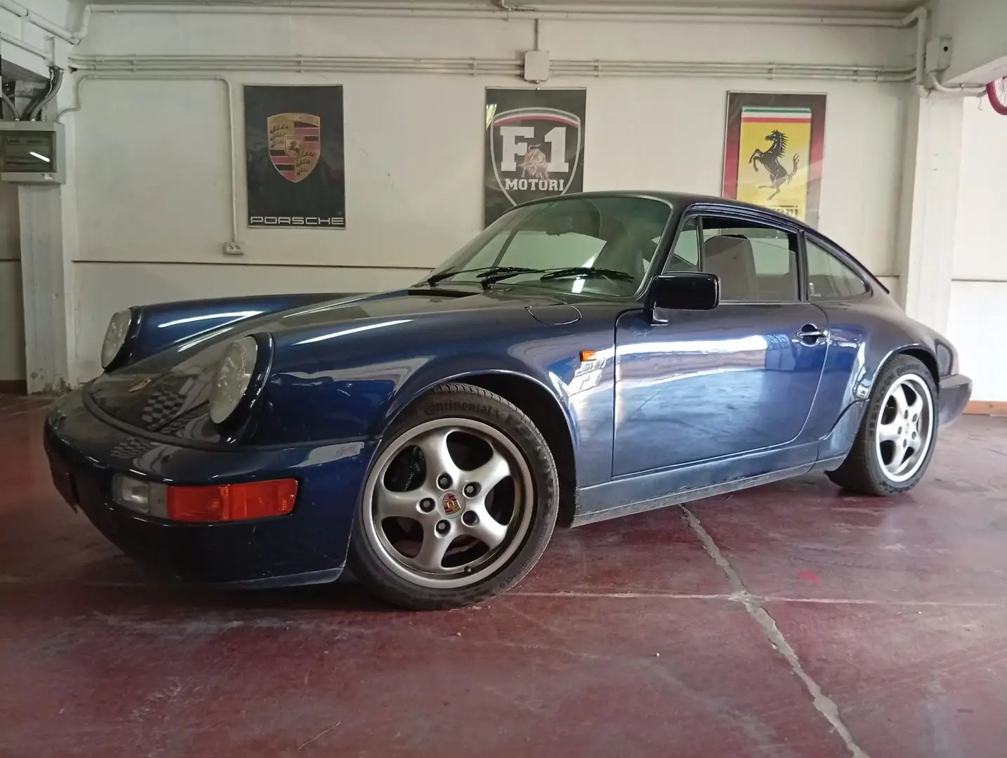 Porsche 964 Carrera - 1