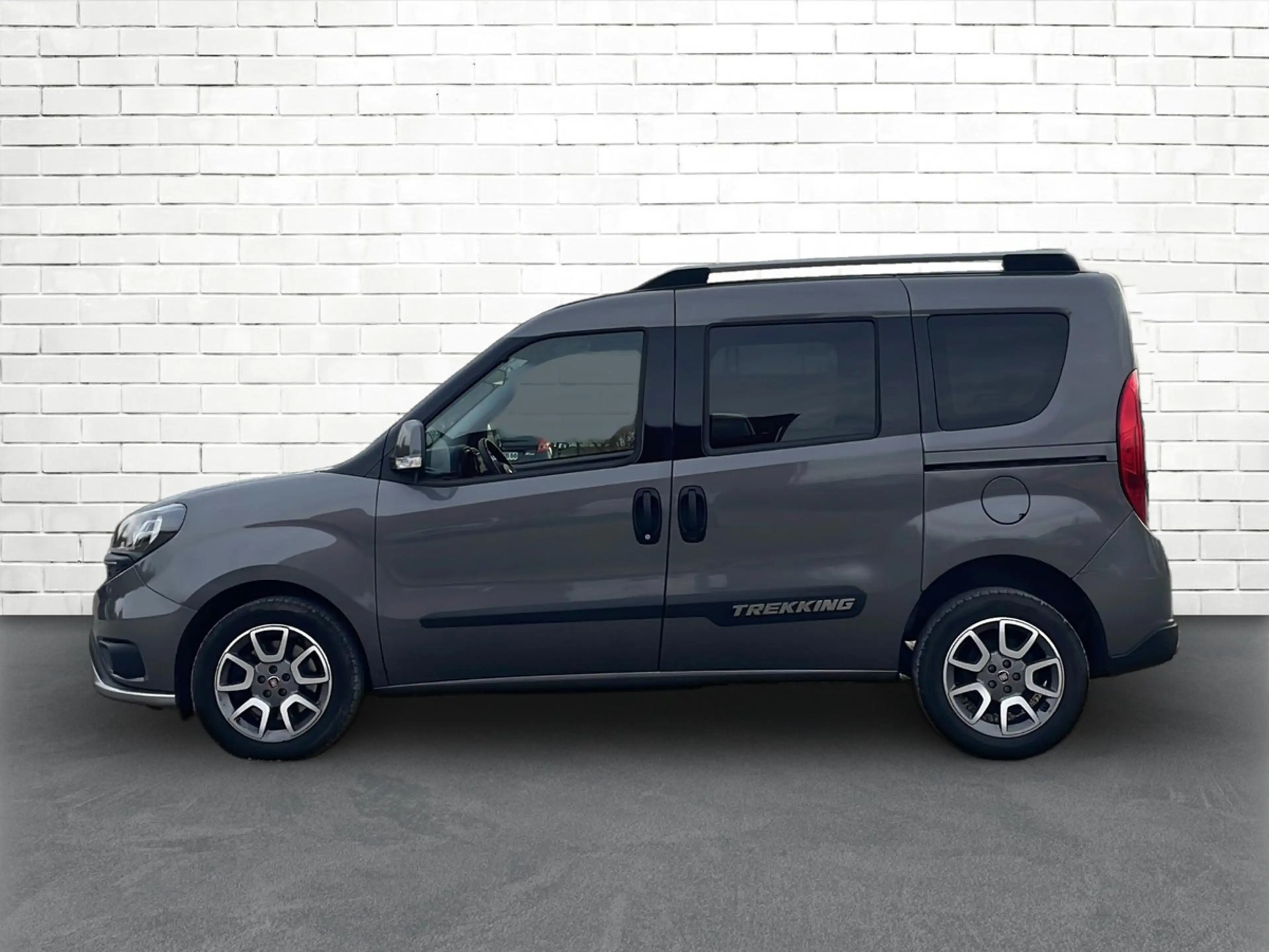 Fiat Doblo Cargo 1.6 Multijet Trekking Navi* AHZV* SHZ* — photo 10