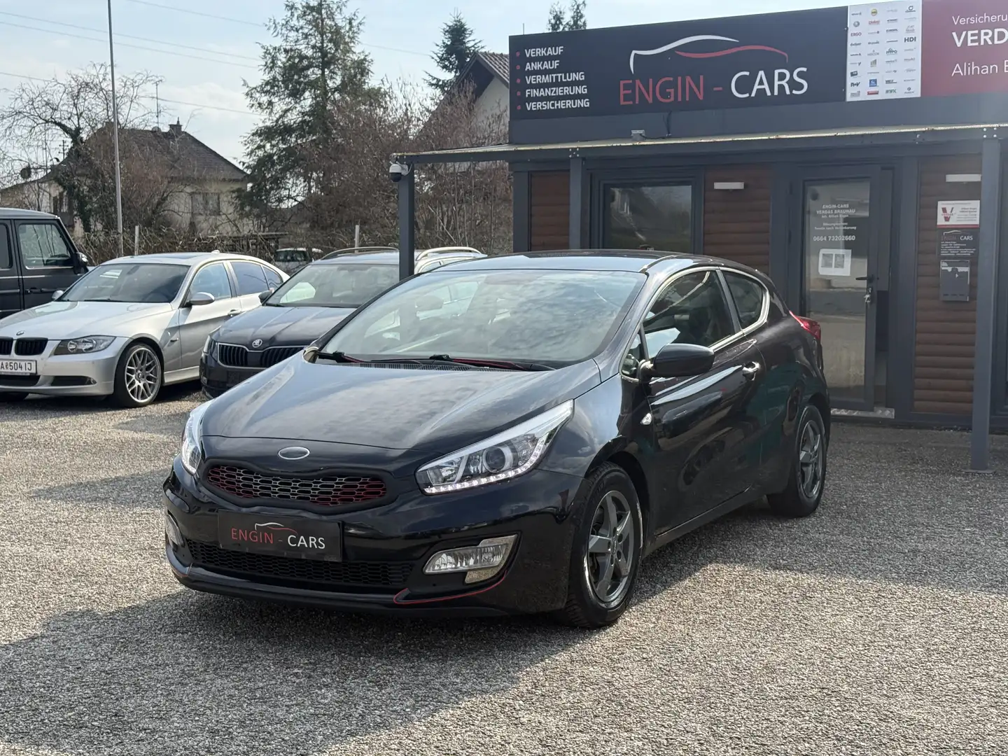 Kia ProCeed / pro_cee'd pro cee'd 1,4 MPI CVVT Cool Schwarz - 1