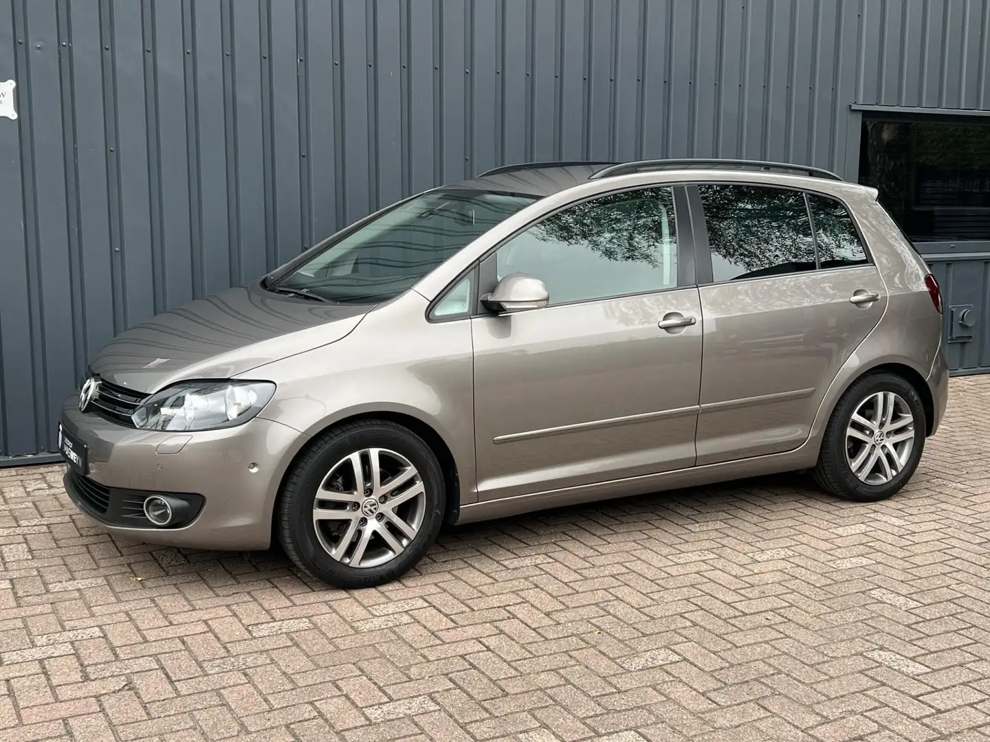 Volkswagen Golf Plus 1.4 TSI Highline AUTOMAAT!/NAVIGATIE!/ Grigio - 1