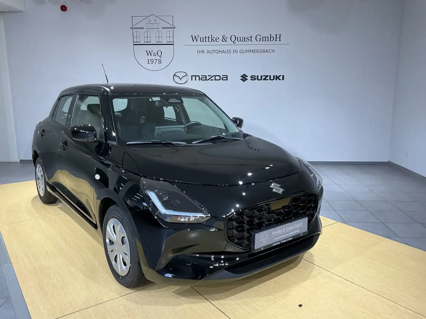 Suzuki Swift Club *Kamera*CarPlay* Zwart - 1