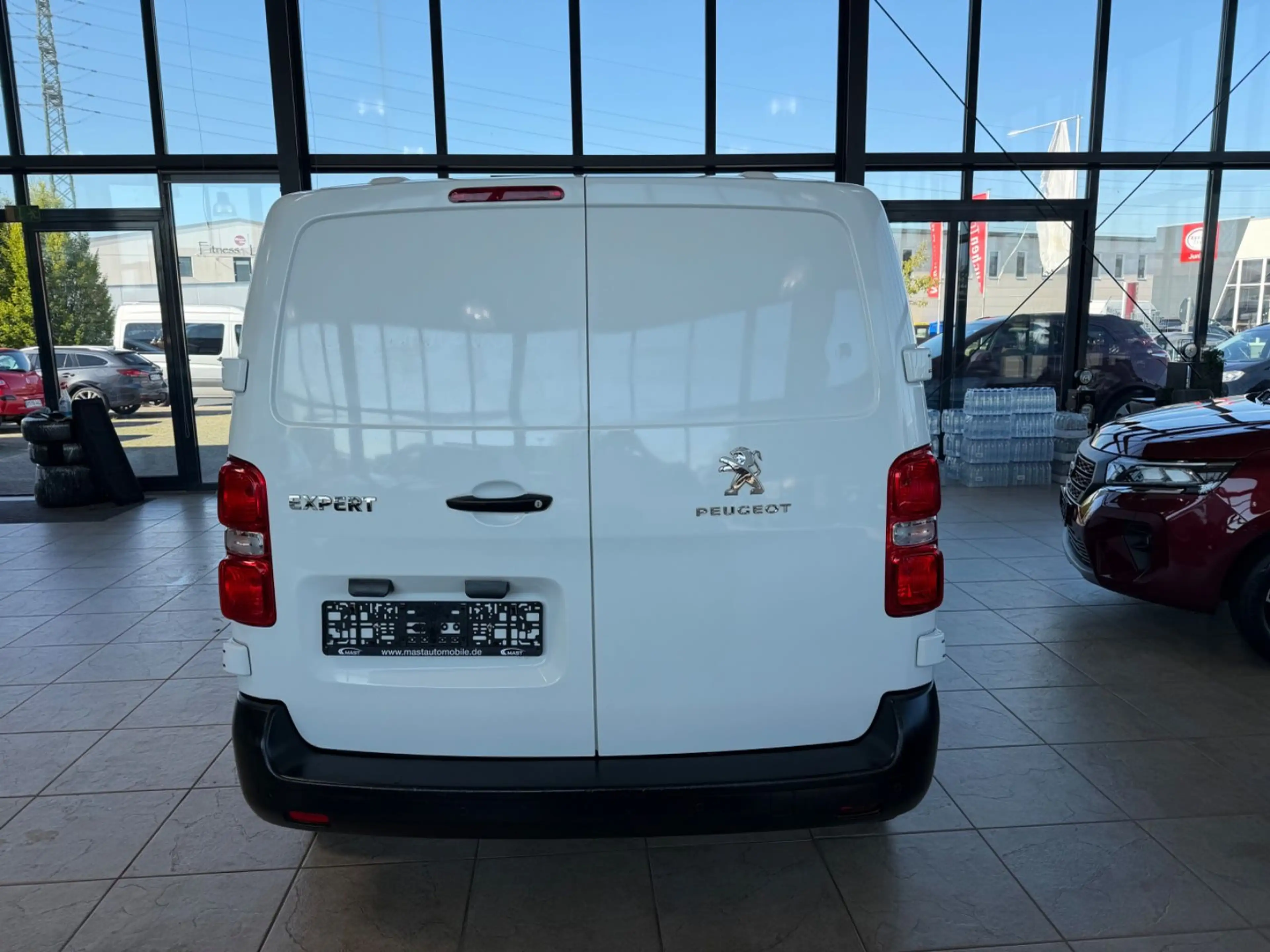 Peugeot Expert Premium L2 Isolierkastenwagen — photo 6