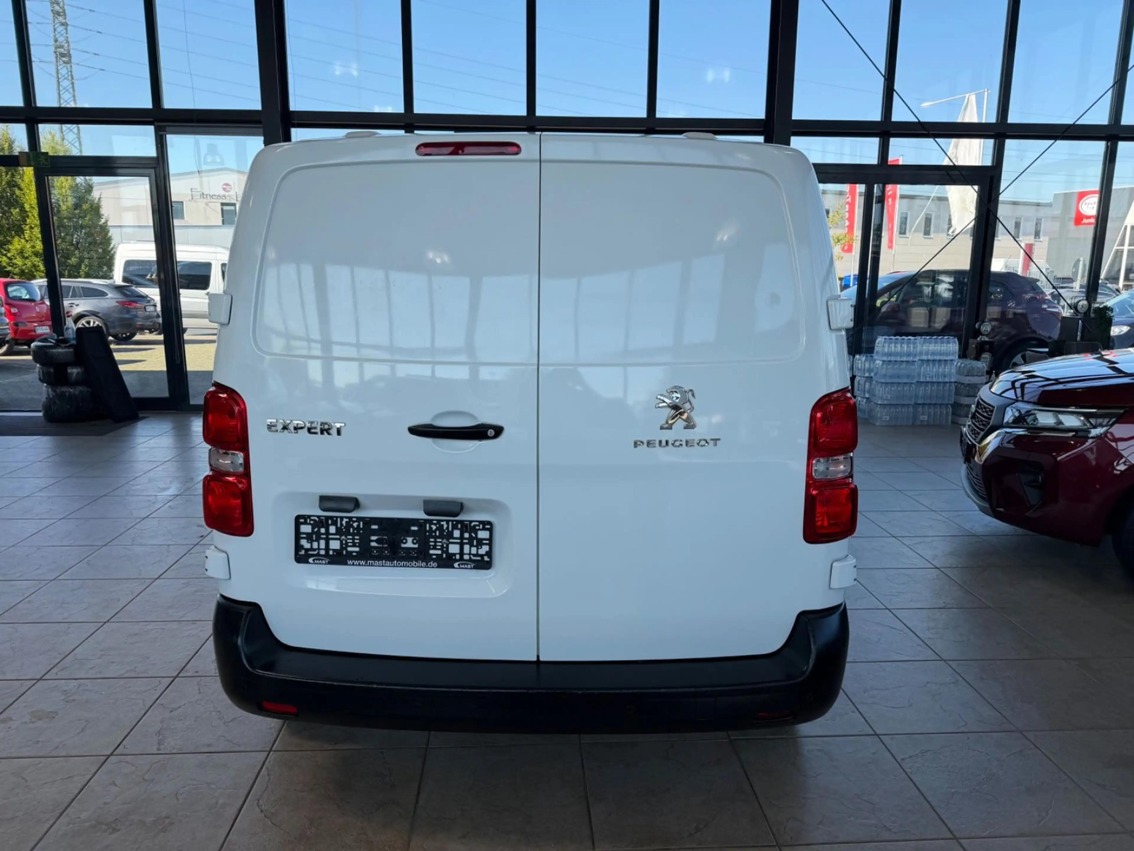 Peugeot Expert Premium L2 Isolierkastenwagen — photo 7