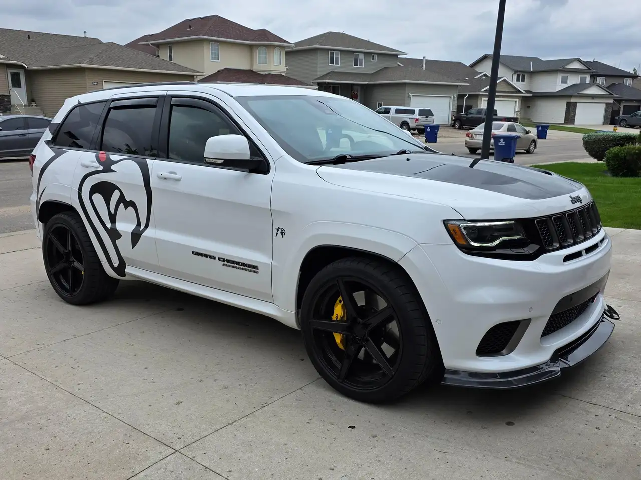 Jeep Grand Cherokee снимка Jeep Grand Cherokee